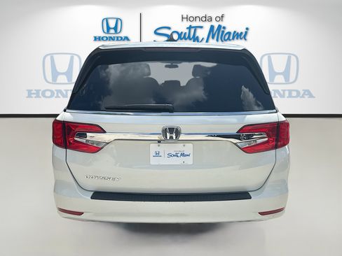 Certified 2018 Honda Odyssey EX image 6