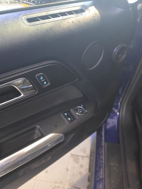 Used 2015 Ford Mustang Coupe w/ Equipment Group 051A RWD image 17