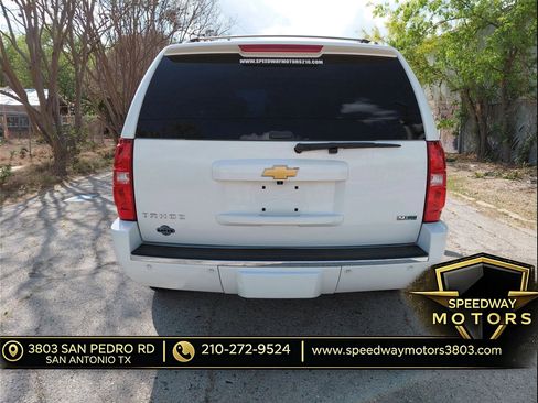 Used 2012 Chevrolet Tahoe LTZ RWD image 4