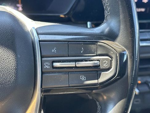 Used 2023 Chevrolet Colorado LT RWD image 23