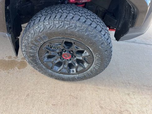 Used 2025 Toyota Tacoma TRD Pro image 33