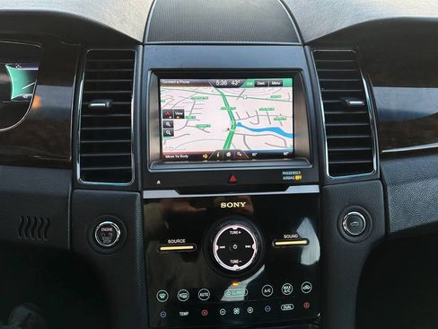 Used 2014 Ford Taurus Limited w/ Equipment Group 301A image 30