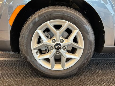 Used 2020 Kia Soul S image 12