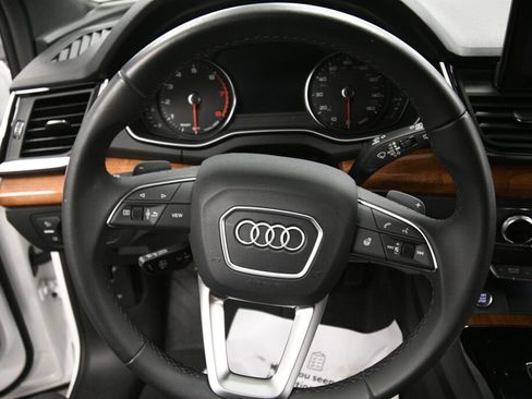 Used 2023 Audi Q5 2.0T Premium w/ Convenience Package AWD/4WD image 12