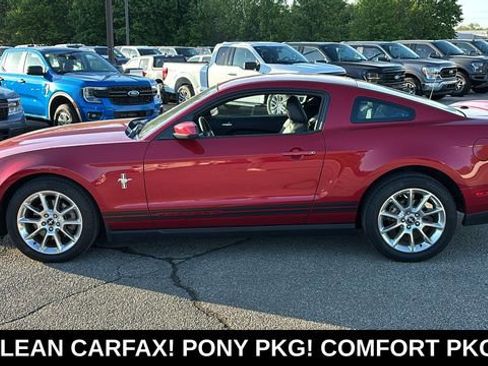 Used 2011 Ford Mustang Premium w/ 202A Rapid Spec Order Code RWD image 4