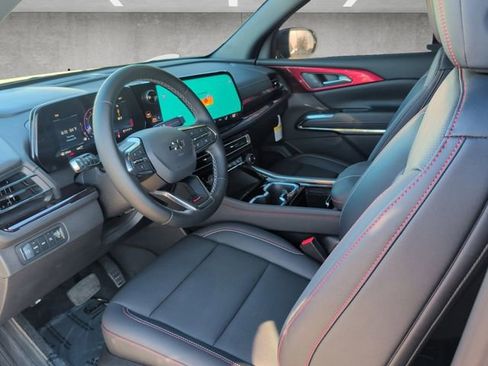 Used 2026 Chevrolet Traverse Z71 image 19