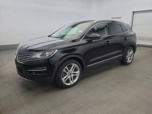 Used 2017 Lincoln MKC Reserve AWD/4WD image 2