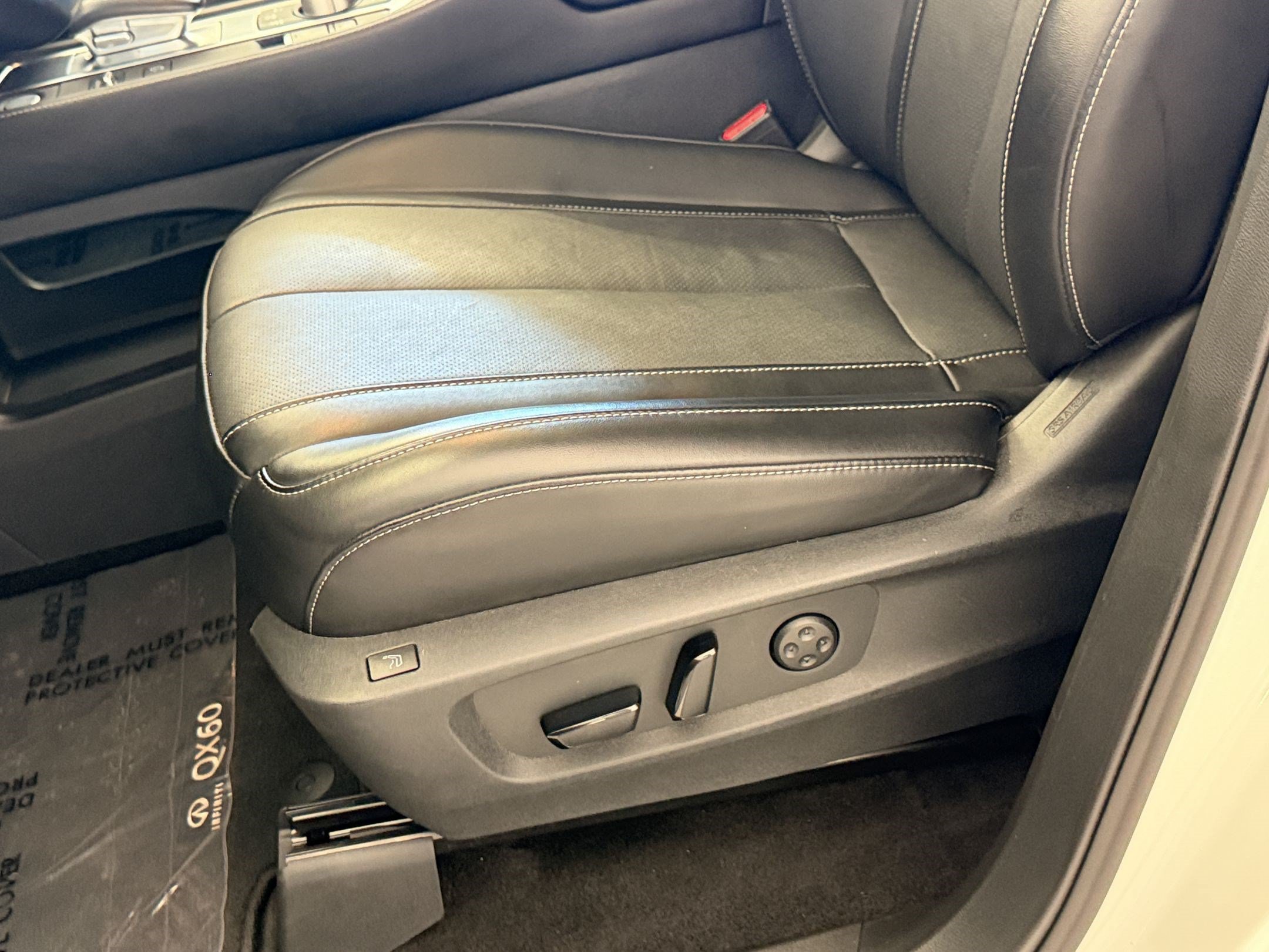 Used 2025 INFINITI QX60 Sensory w/ Vision Package AWD/4WD image 15