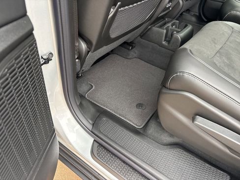 New 2025 Jeep Grand Cherokee L Altitude image 20