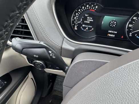 Used 2016 Lincoln MKX Reserve w/ Climate Package image 39