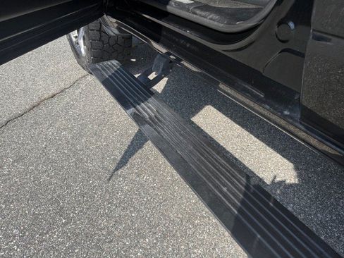 Used 2020 RAM 1500 Limited AWD/4WD image 17