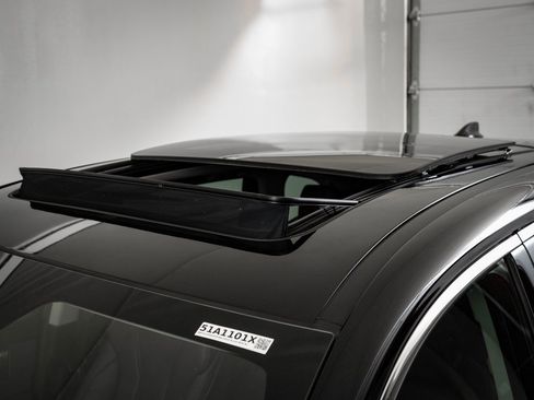 Certified 2025 Acura MDX Technology Package image 14