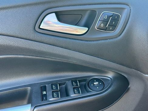 Used 2014 Ford Escape Titanium w/ Equipment Group 401A FWD image 15