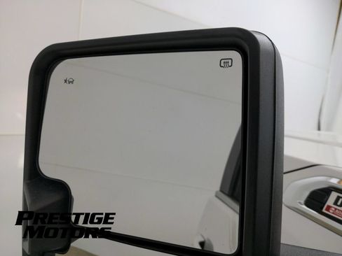 Used 2023 GMC Sierra 3500 SLE w/ SLE Convenience Package AWD/4WD image 18