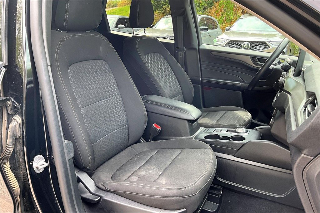Used 2024 Ford Escape Active AWD/4WD image 9