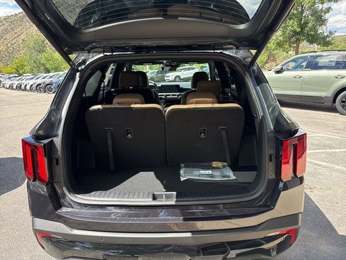 New 2026 Kia Sorento SX Prestige w/ Olive Brown Leather Package image 10