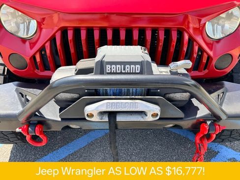 Used 2013 Jeep Wrangler Unlimited Rubicon AWD/4WD image 13