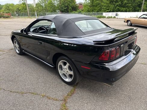 Used 1997 Ford Mustang Cobra image 2