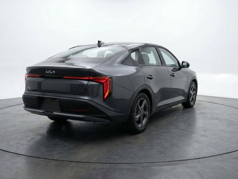 Used 2025 Kia K4 FWD image 9