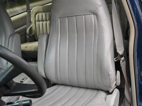 Used 1994 Chevrolet Blazer 4WD image 95