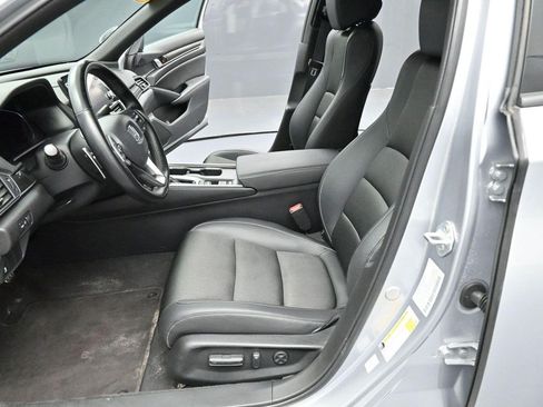 Used 2022 Honda Accord Sport image 13
