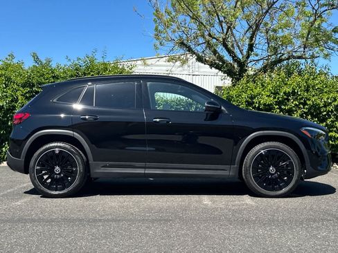 Certified 2026 Mercedes-Benz GLA 250 4MATIC image 2