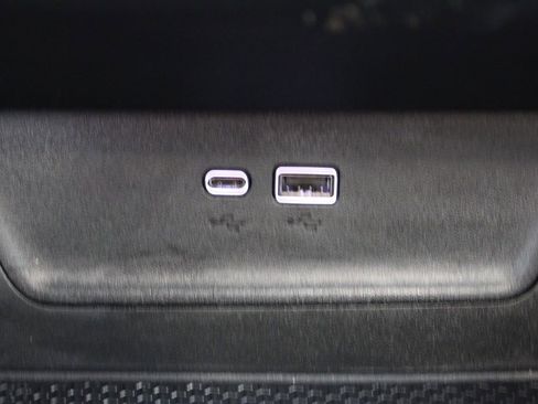 Used 2025 Chevrolet Equinox RS image 18