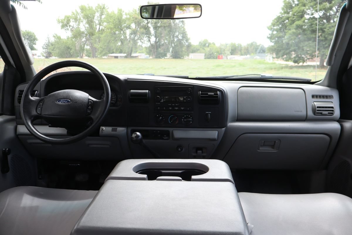Used 2005 Ford F350 XL AWD/4WD image 17