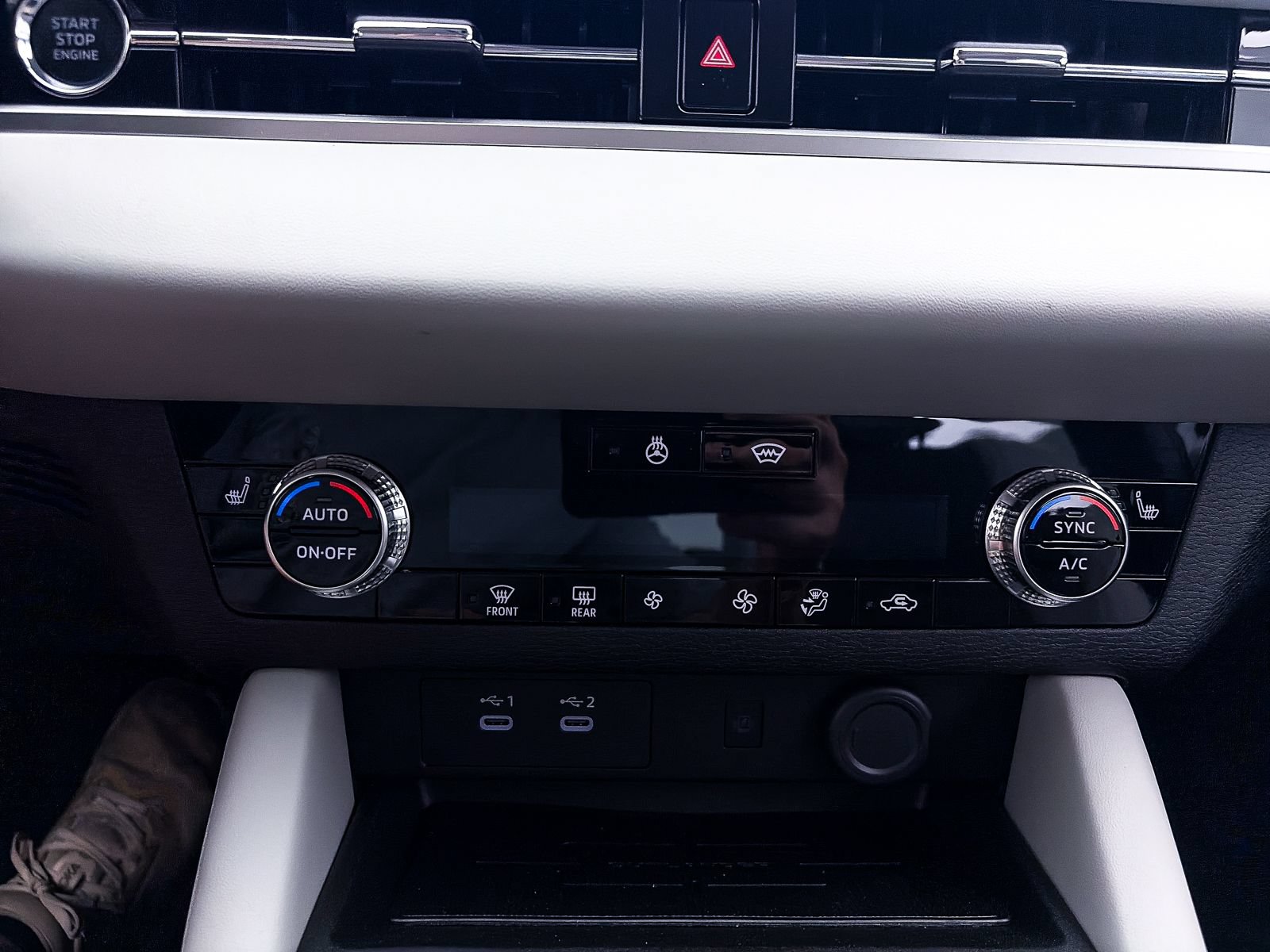 Used 2026 Mitsubishi Outlander SE AWD/4WD image 25