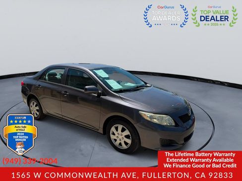 Used 2010 Toyota Corolla LE FWD image 5