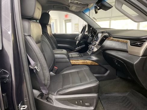 Used 2016 GMC Yukon XL Denali w/ Enhanced Security Package image 18
