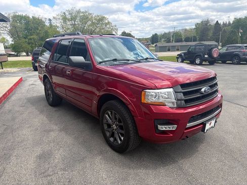 Used 2017 Ford Expedition Limited w/ Equipment Group 301A AWD/4WD image 7