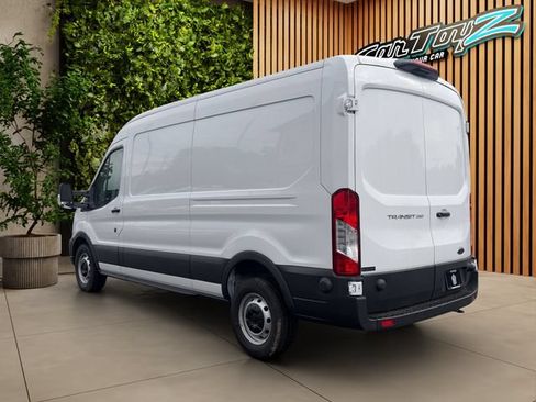 Used 2024 Ford Transit 250 148 Medium Roof RWD image 27