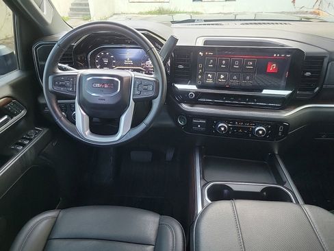 Used 2024 GMC Sierra 2500 SLT w/ SLT Convenience Package image 19