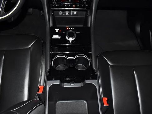 Used 2023 Jeep Grand Cherokee Limited AWD/4WD image 27