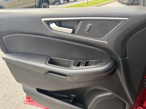 Used 2023 Ford Edge SEL w/ Convenience Package AWD/4WD image 15