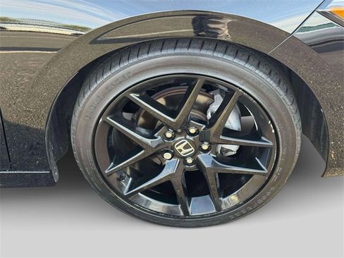 Used 2024 Honda Civic Sport image 8