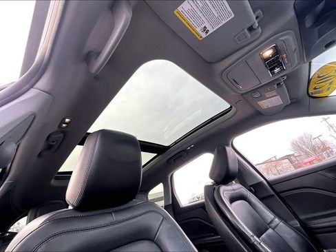 Used 2022 Lincoln Corsair AWD w/ Premium Package image 20