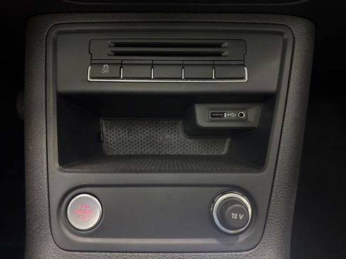 Used 2017 Volkswagen Tiguan Wolfsburg Edition image 17