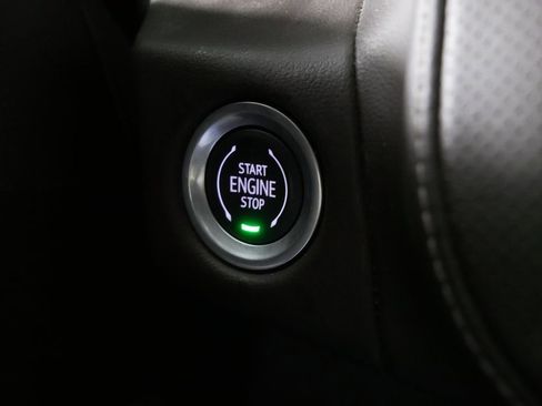 Used 2022 GMC Yukon SLT image 23