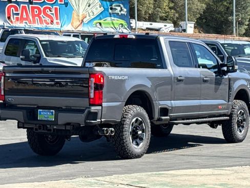 New 2026 Ford F350 Platinum w/ Tremor Off-Road Package image 5