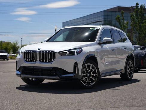 New 2026 BMW X1 xDrive28i w/ Convenience Package AWD/4WD image 1