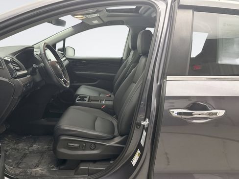 Used 2021 Honda Odyssey Touring image 11