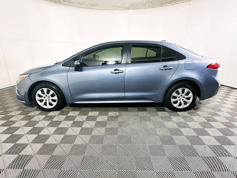 Used 2025 Toyota Corolla LE FWD image 6