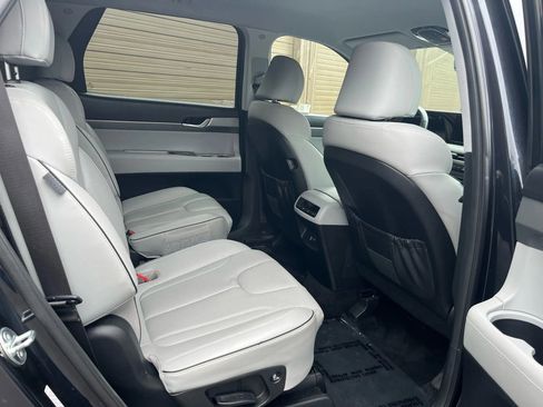 Used 2024 Hyundai Palisade SEL image 13