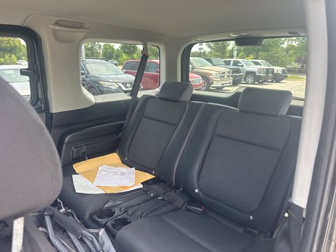 Used 2003 Honda Element EX image 11