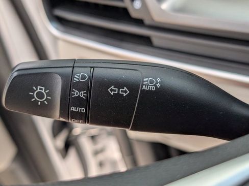 Used 2024 Kia Telluride S w/ S Sunroof Package FWD image 27