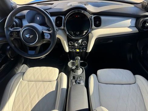 Used 2024 MINI Cooper SE image 16