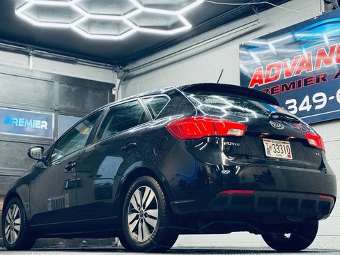 Used 2013 Kia Forte EX image 9