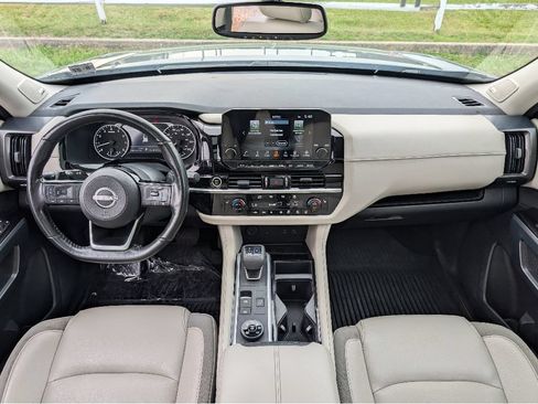 Used 2022 Nissan Pathfinder SL w/ SL Premium Package AWD/4WD image 31